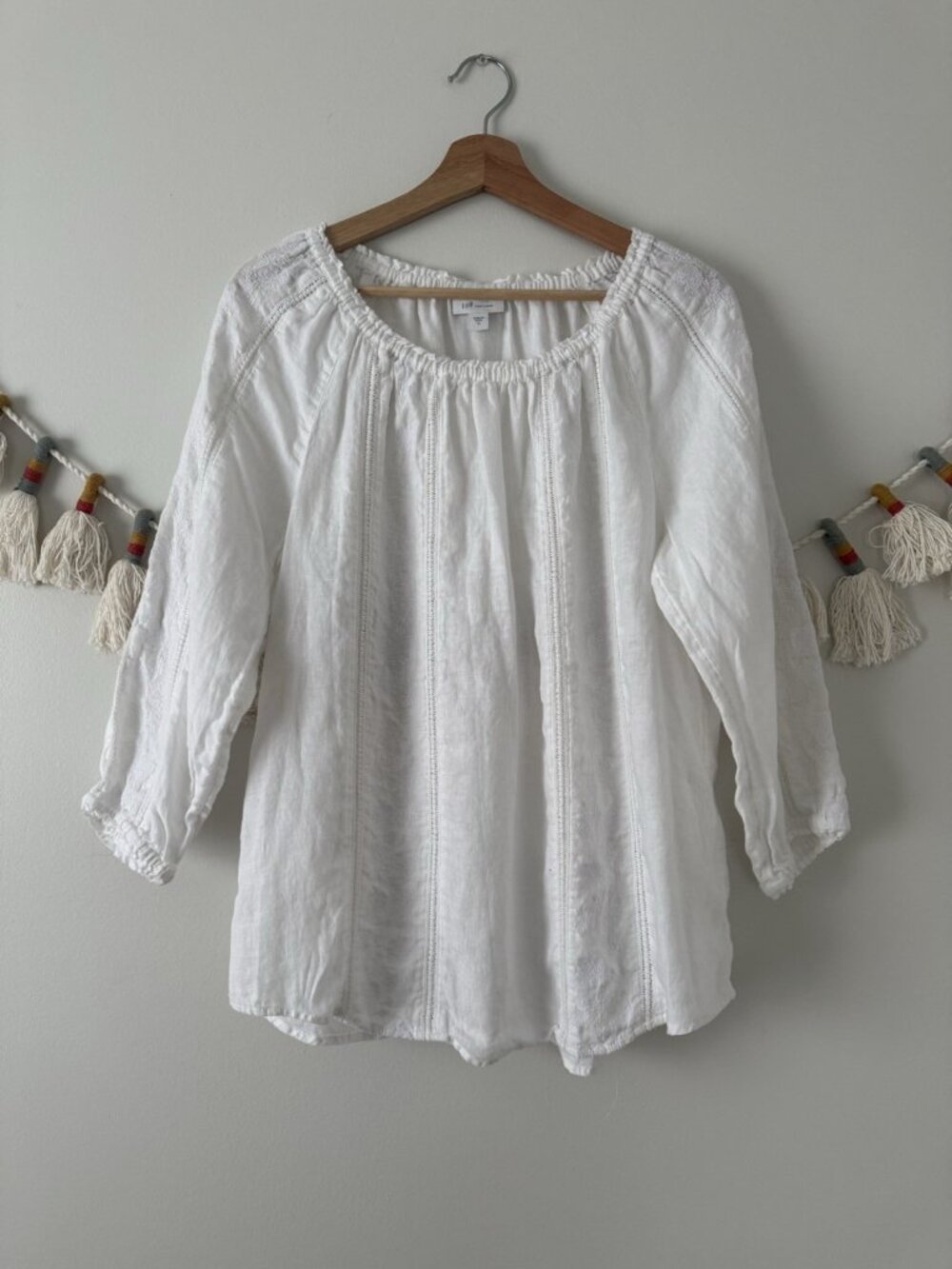 J. Jill 100% Linen White Embroidered 3/4 Sleeve Peasant Top Feminine Cottage M